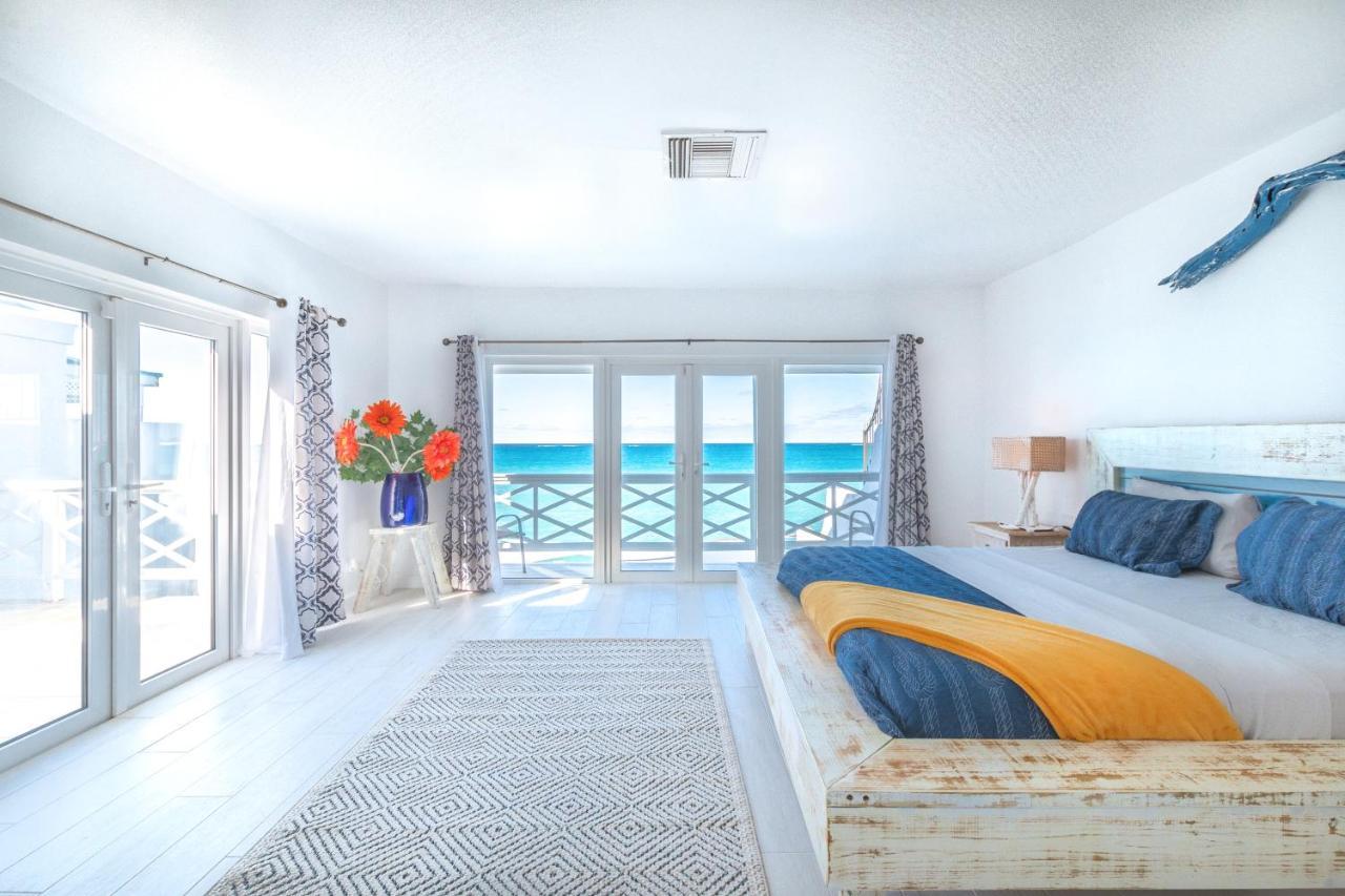 Caprice 9 - Oceanfront Villa - Gated Community With Pool Νασάου Εξωτερικό φωτογραφία