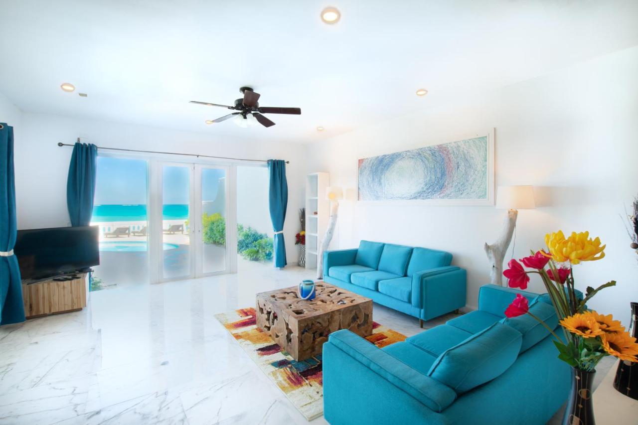 Caprice 9 - Oceanfront Villa - Gated Community With Pool Νασάου Εξωτερικό φωτογραφία