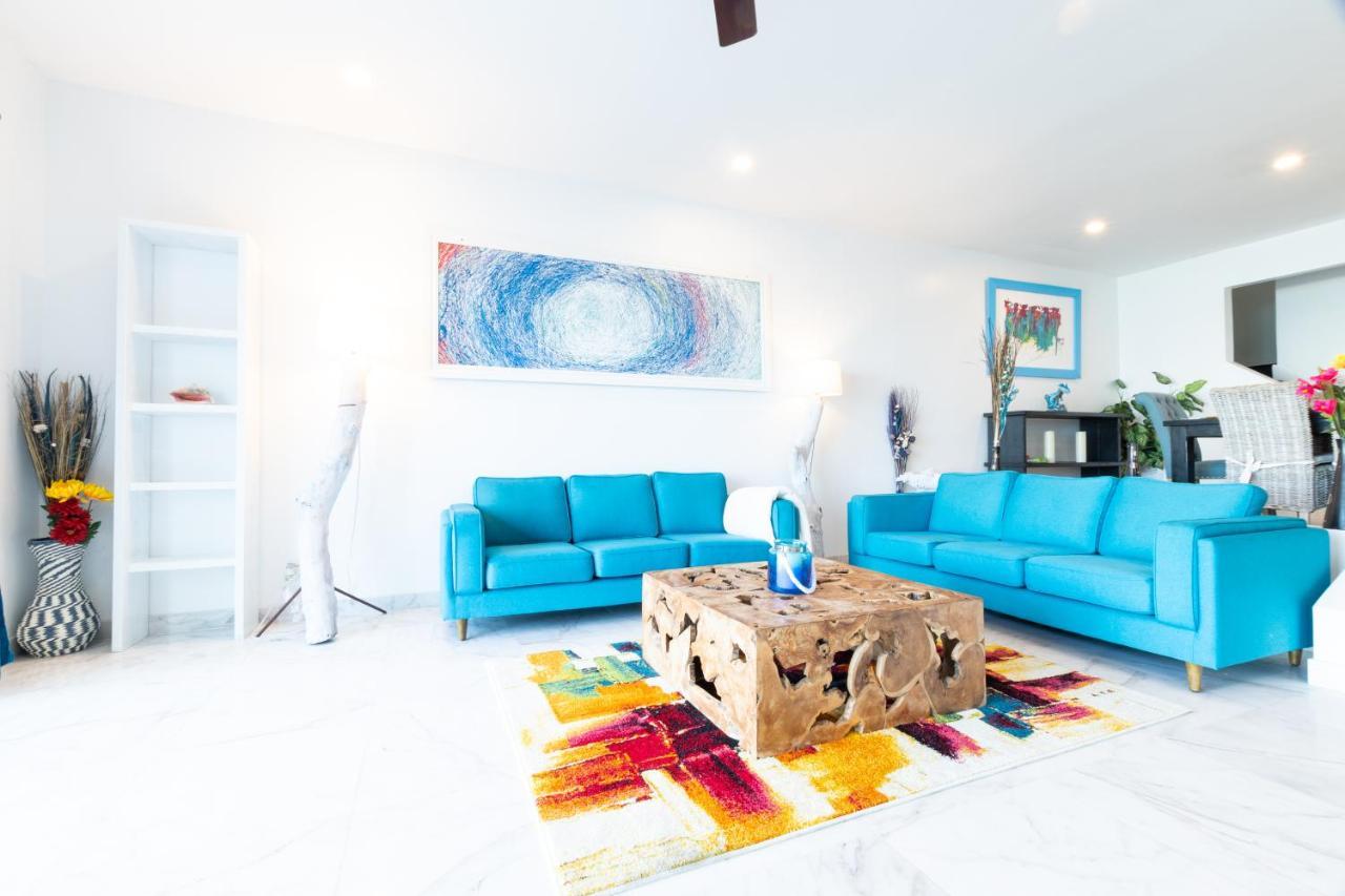 Caprice 9 - Oceanfront Villa - Gated Community With Pool Νασάου Εξωτερικό φωτογραφία